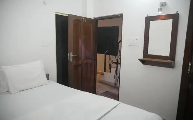 Bunkedup Hostel Varanasi