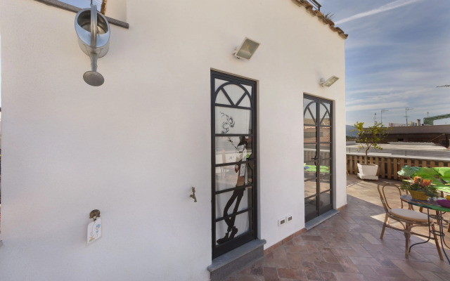 YourHome - Karme House