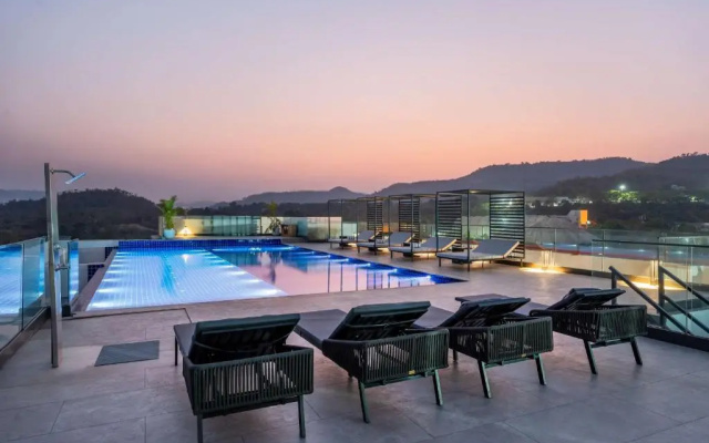 Radisson Resort & Spa Khopoli
