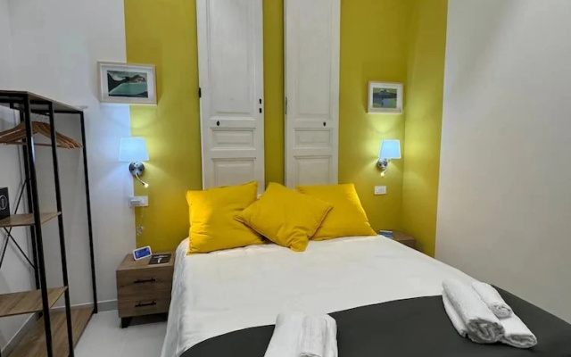 Poerio Station Rooms & Apartment
