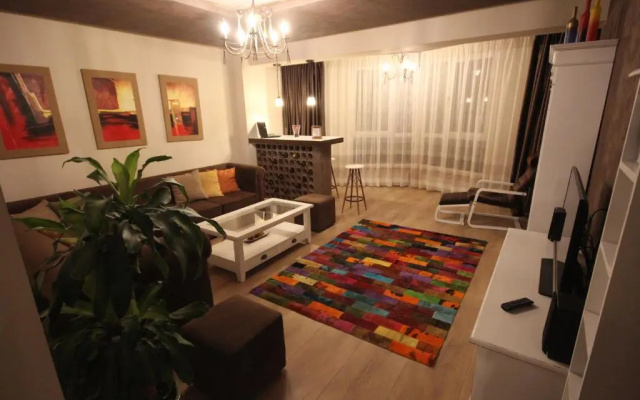 Majestic Residence