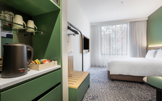 Holiday Inn Dandenong by IHG