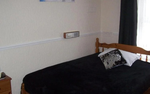 Avalon Hotel - Guest House