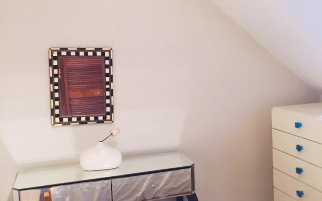 2 Bedroom Flat in North Kensington