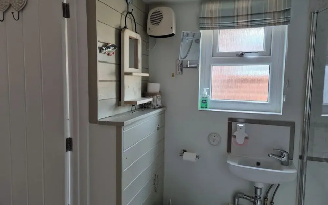 Flower Garden Studio in Sheringham- Cycle Friendly