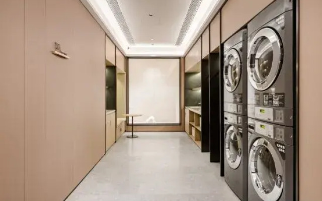 Ji Hotel (Dongfeng South Road, Zhengzhou East High-speed Railway Station)