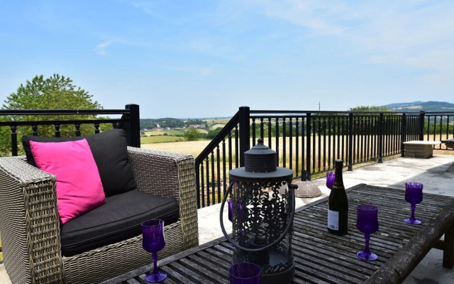 Serene Holiday Home in Rémilly With a Terrace