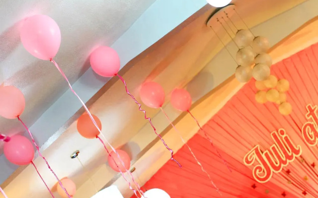 Kapis Mansions Hotel