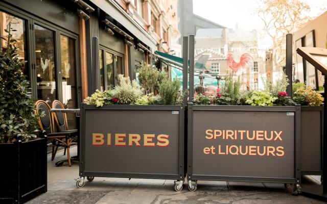 Отель Leicester Street вид на фасад