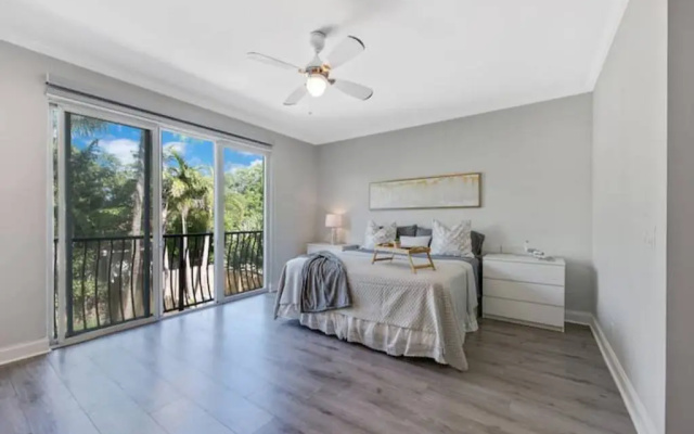 Townhouse FLL in Fort Lauderdale