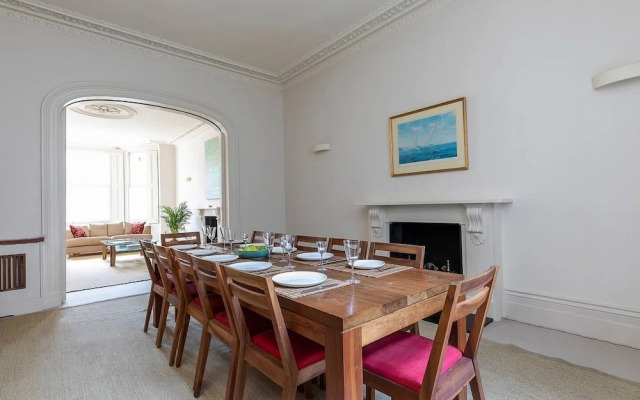 Gorgeous 2-bed Flat in Kensington