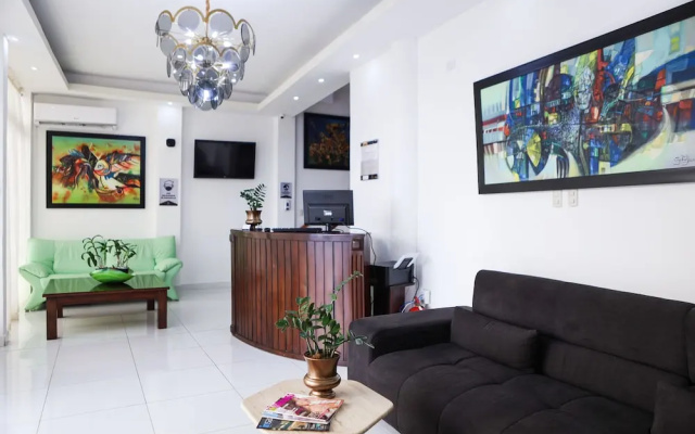 Cataleya Hotel