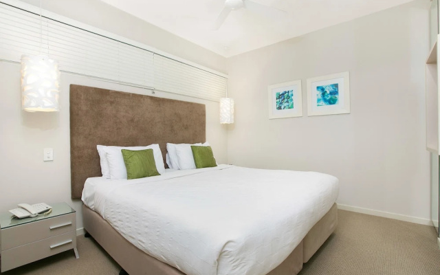 Trendy Inner-City Pad