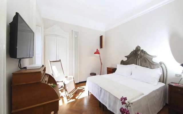 B&B Bonaparte Suites