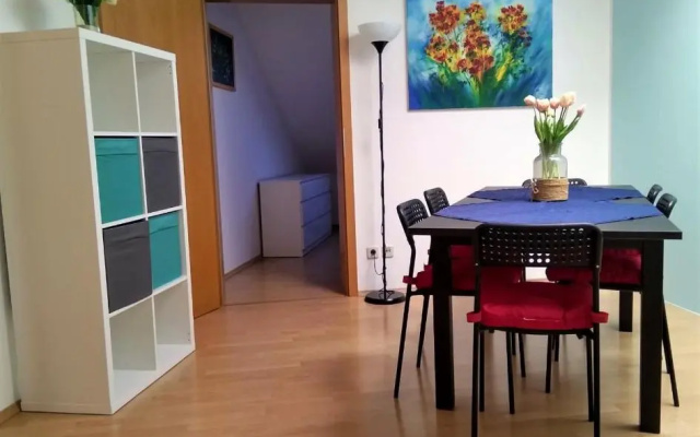 Gastewohnung 4-Raum Wohnung Fur 2-8 Personen