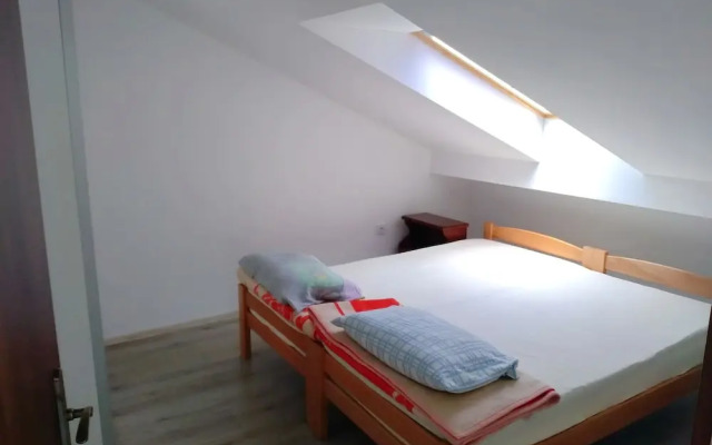 Apartments Bezek