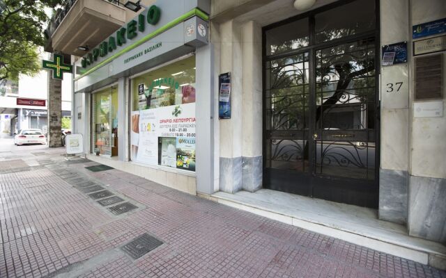 Отель Attractive flat near Acropolis Museum вид на фасад