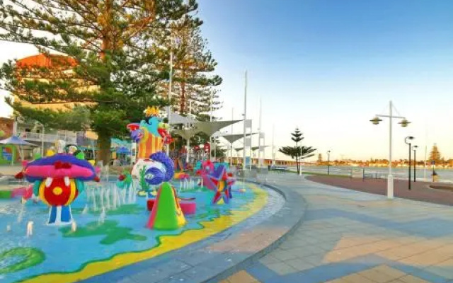 Beachcomer, Unit 1 - The Entrance, NSW