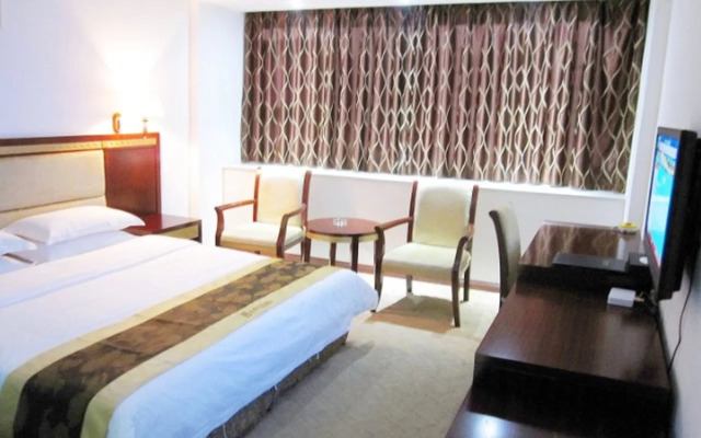 Greentree Alliance Hezhou Babu District Lingfeng Square Hotel