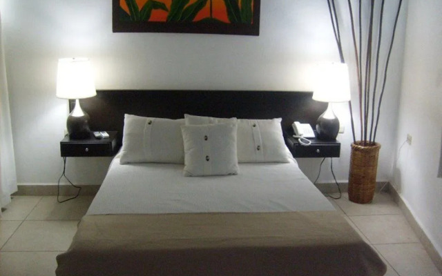 Hotel & Suites Mo Sak