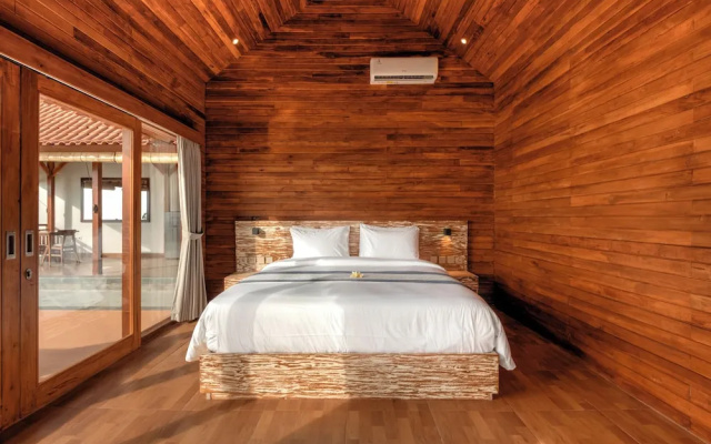 Seraya Cove Estate Managed by Manara