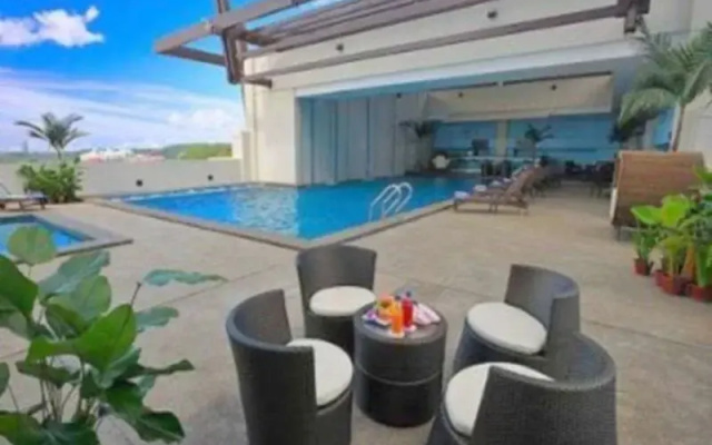 Novotel Kota Kinabalu 1Borneo