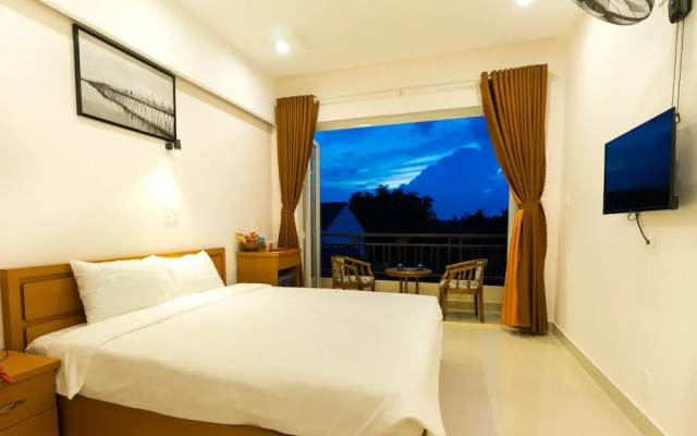 Ideal Villa