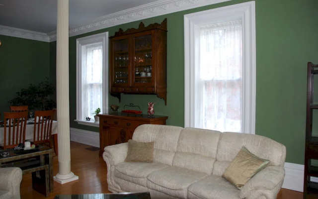 Legacy House Bed and Breakfast