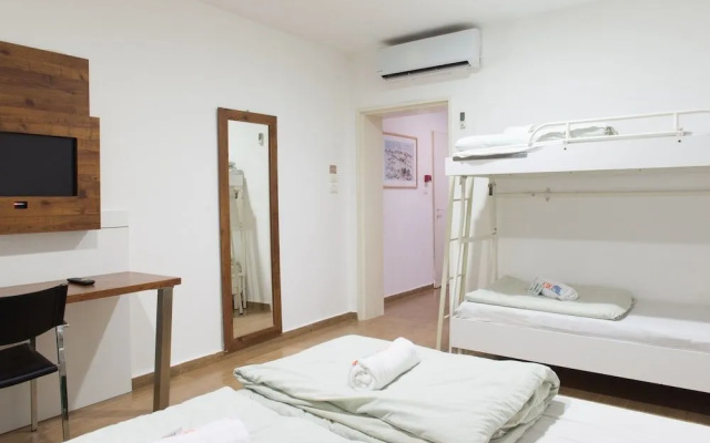 HI Maayan Harod Hostel