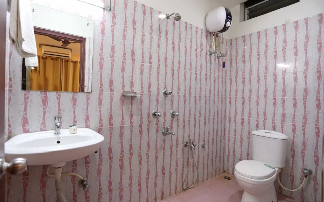 OYO 5975 Hotel SKS Goldmine