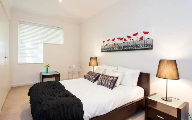 Elegant Cremorne Point Apartment - MILS5