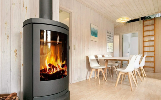 Fabulous Holiday Home in Hals With Whirlpool