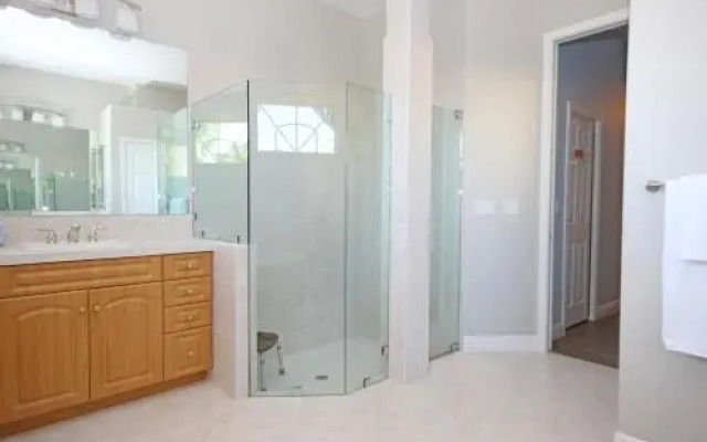 Waterfront Villa ID5218