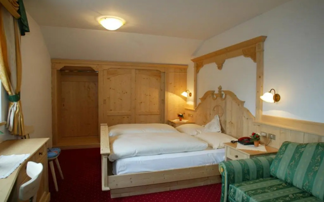 Hotel Alpenrose