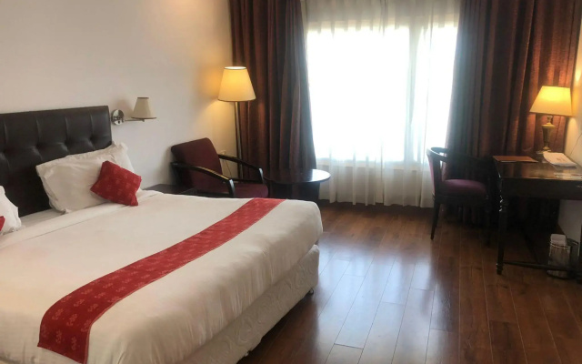 Centaur Hotel IGI Airport