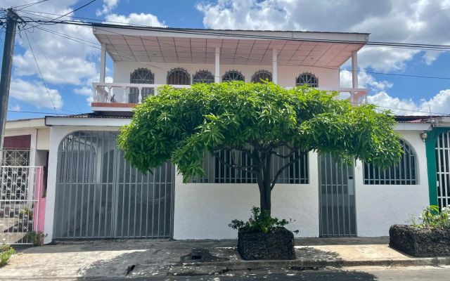 Casa Robles - Room close to Airport #1