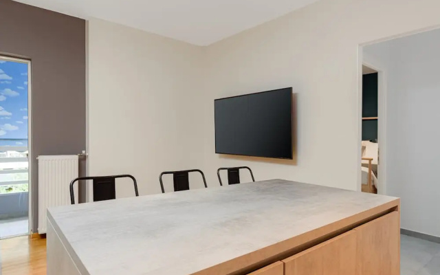 Athenian Stylish Living
