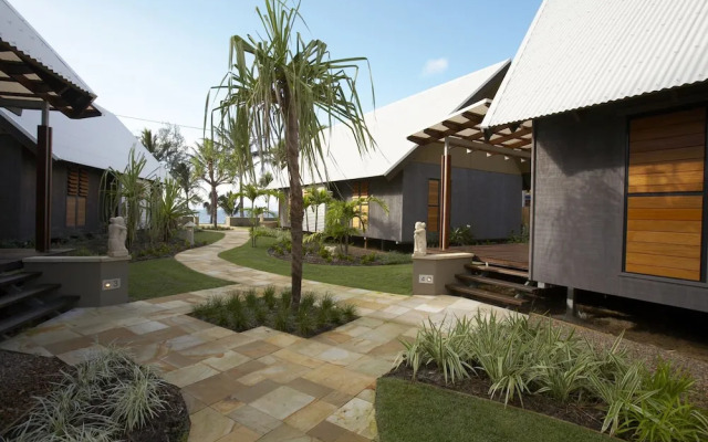 Pure Magnetic Villa 5