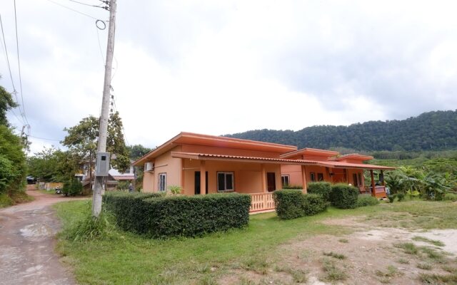 Отель Hassana Garden Home Ланта вид на фасад
