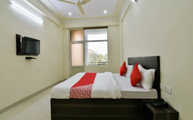OYO 35433 Hotel Sethi Palace