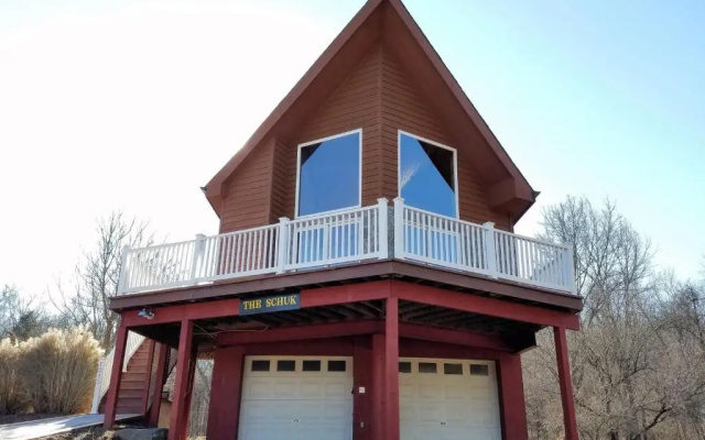 The Shuck- Christophers Riverside Cabin