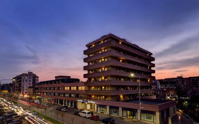 Отель Atahotel Linea Uno Италия, Милан - 3 отзыва об отеле, цены и фото номеров - забронировать отель Atahotel Linea Uno онлайн вид на фасад