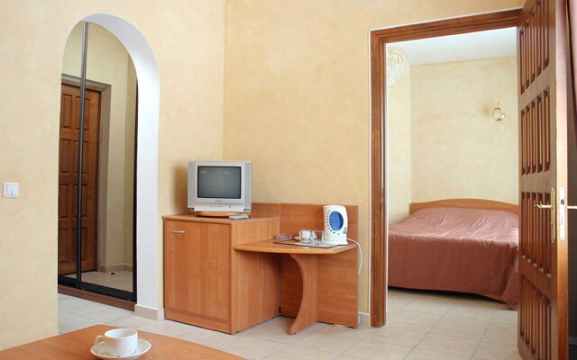 Avesta Hotel