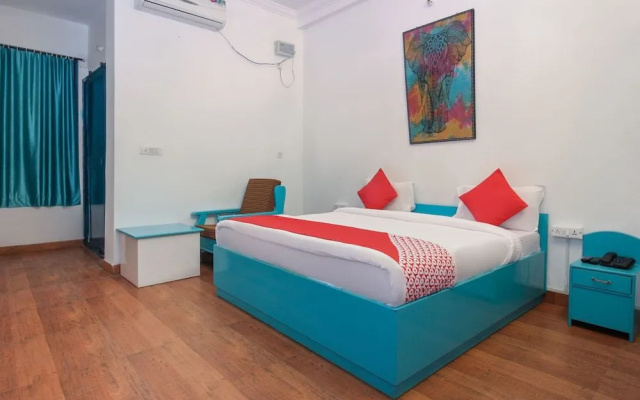 OYO 15518 Hotel Amar