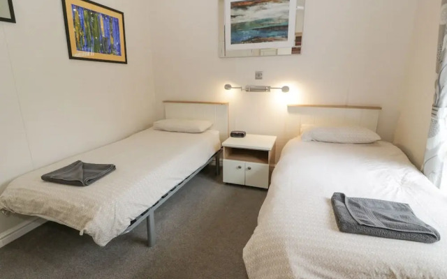 Oyster Bay Lodge