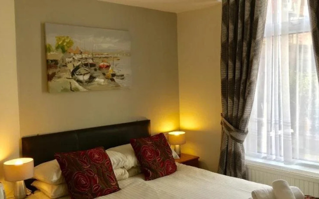 Rockside Hotel