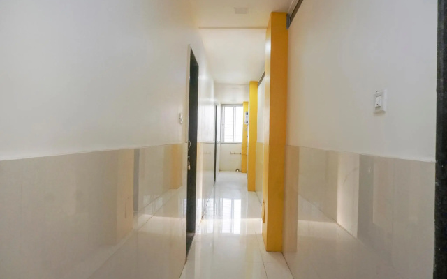 OYO 70135 Hotel Peshwai Lodge