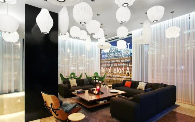 CitizenM Schiphol Airport