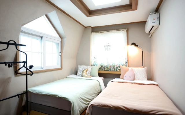 The One Hostel Hongdae