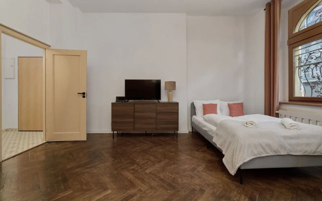 Apartment Sw. Antoniego by Renters